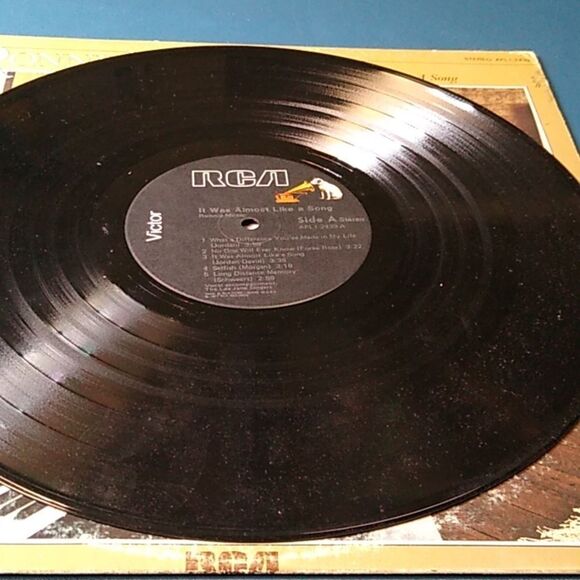 Ronnie Milsap Vinyl Record Album It Was Almost Like A Song - Picture 5 of 8